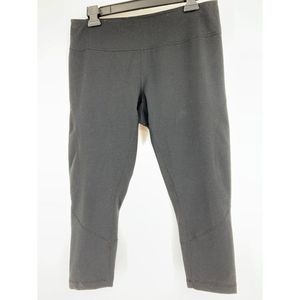 Zella women’s crop legging black large Stretch 1684 GUC